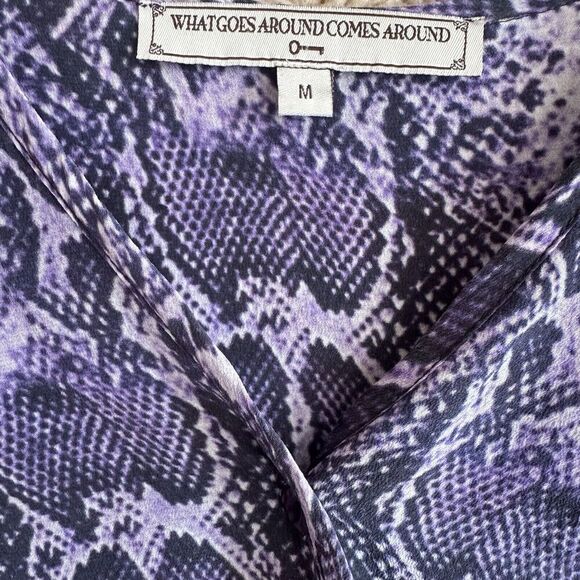 What Goes Around Comes Around Vanessa Purple Silk Snakeskin Top Sz M Whimsygoth - Picture 6 of 16